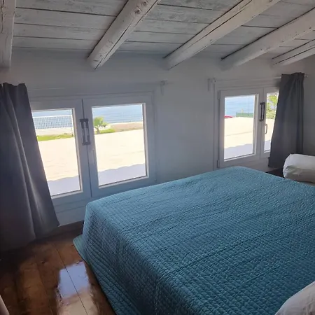 Сasa de vacaciones Boutique Maisonnette At Beachfront 2 *