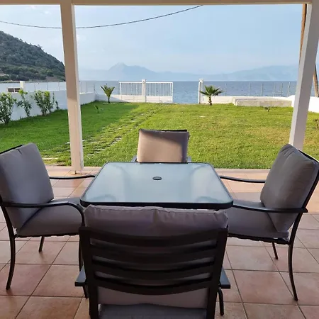 Сasa de vacaciones Boutique Maisonnette At Beachfront 2 Skhoínos